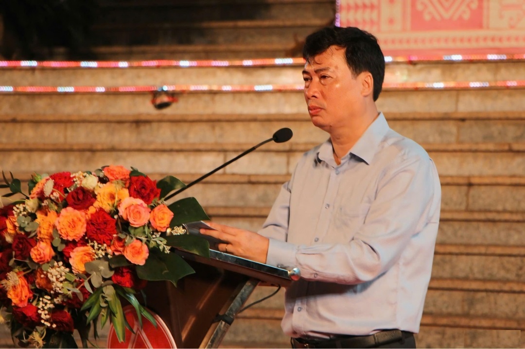 Giám đốc Sở Văn hóa, Thể thao và Du lịch tỉnh Đắk Lắk Trần Hồng Tiến phát biểu khai mạc.